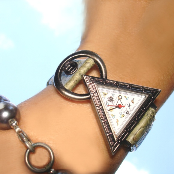 Vintage Watch Womens Genuine Alligator Leather - Picture 3 of 8